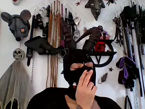 FeticheMacabre online show from April 2026 03:02:01 PM