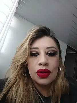 Snapshot of LatexDevil_Blondie chatting on July 2026 01:12:01 PM LatexDevil Blondie online show from July 2026 01:12:01 PM