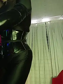 Snapshot of LatexDevil_Blondie chatting on July 2026 03:20:02 PM LatexDevil Blondie online show from July 2026 03:20:02 PM