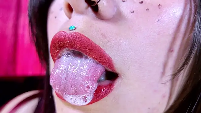 Snapshot of _kalypso_ chatting on December 2025 06:20:02 PM kalypso online show from December 2025 06:20:02 PM