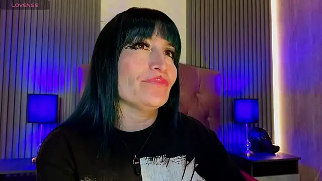 alicia moom online show from June 2026 08:47:02 AM