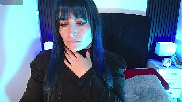 Snapshot of alicia_moom chatting on November 2025 06:55:02 PM alicia moom online show from November 2025 06:55:02 PM