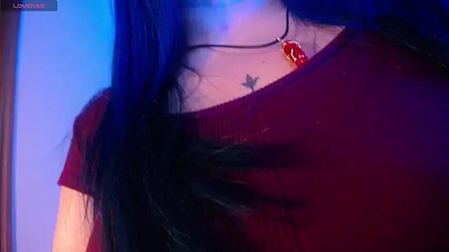 Snapshot of alicia_moom chatting on November 2025 07:47:01 PM alicia moom online show from November 2025 07:47:01 PM