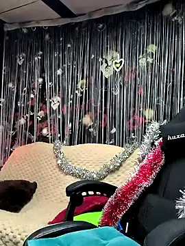 KikiXRed online show from January 2025 06:45:02 PM