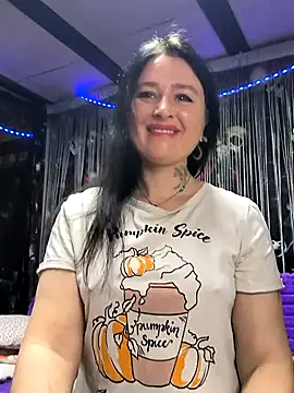 KikiXRed online show from April 2026 04:36:02 AM