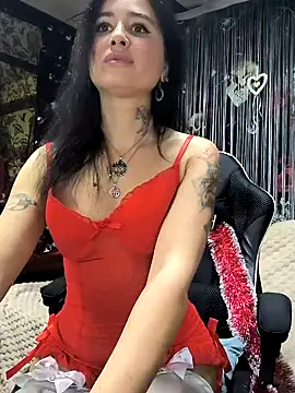 KikiXRed online show from January 2025 10:01:01 AM