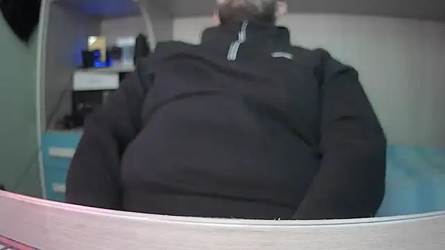 michele1500 online show from December 2025 04:56:01 PM