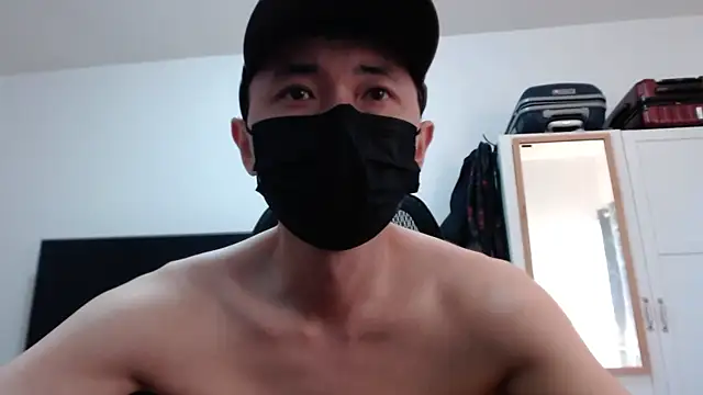 twbobo00715 online show from April 2026 09:46:01 PM