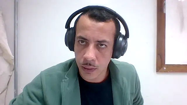 MachoScorpionCaralho online show from June 2026 02:33:01 PM