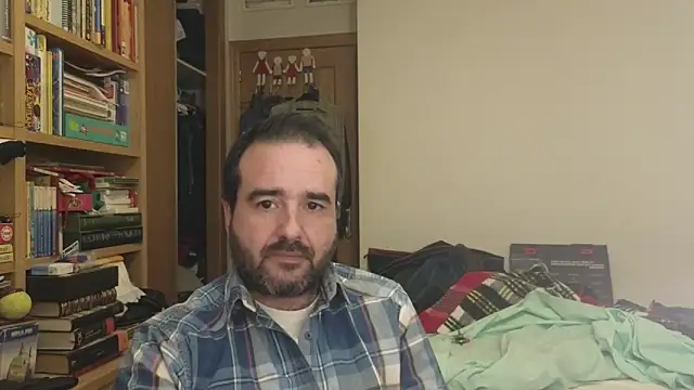 curiosillo83 online show from February 2026 05:59:02 PM