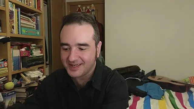 curiosillo83 online show from April 2026 11:55:02 PM