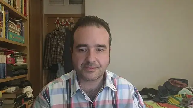 curiosillo83 online show from May 2026 03:42:01 PM