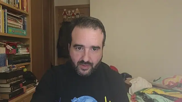 curiosillo83 online show from December 2025 03:27:02 PM