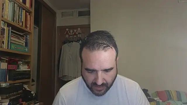 curiosillo83 online show from October 2025 04:08:01 PM