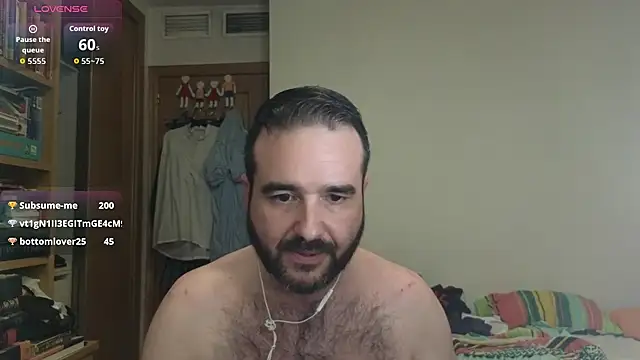 curiosillo83 online show from October 2025 02:32:01 AM