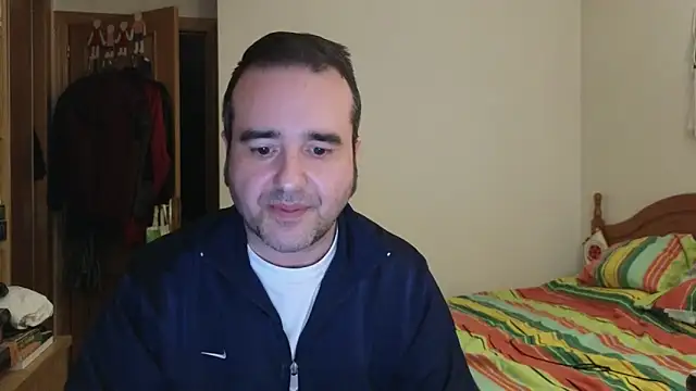 curiosillo83 online show from April 2026 02:58:02 PM