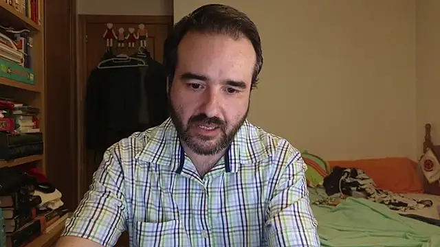 Snapshot of curiosillo83 chatting on July 2026 02:20:01 PM curiosillo83 online show from July 2026 02:20:01 PM