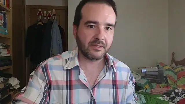 curiosillo83 online show from May 2026 03:10:01 PM