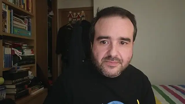 curiosillo83 online show from February 2026 11:16:01 PM