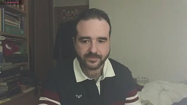 curiosillo83 online show from March 2025 08:10:02 PM