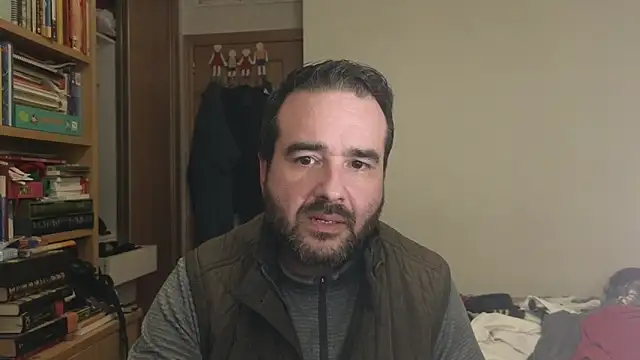 curiosillo83 online show from November 2025 03:12:02 PM