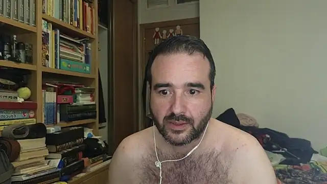 curiosillo83 online show from October 2025 02:43:01 AM