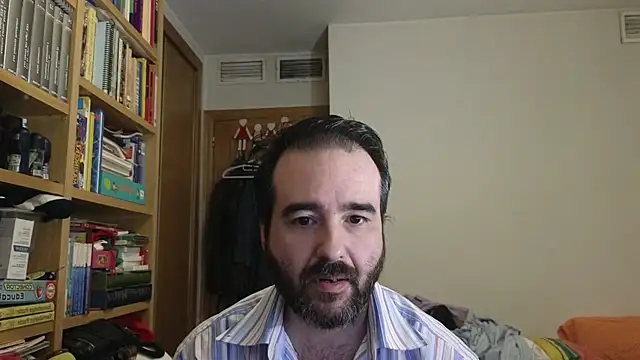 Snapshot of curiosillo83 chatting on July 2026 09:51:01 AM curiosillo83 online show from July 2026 09:51:01 AM