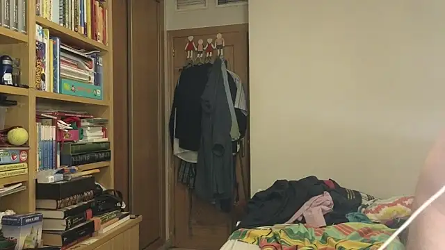 curiosillo83 online show from November 2025 07:51:01 PM