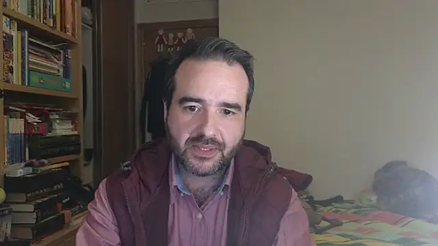 curiosillo83 online show from December 2025 03:22:02 PM