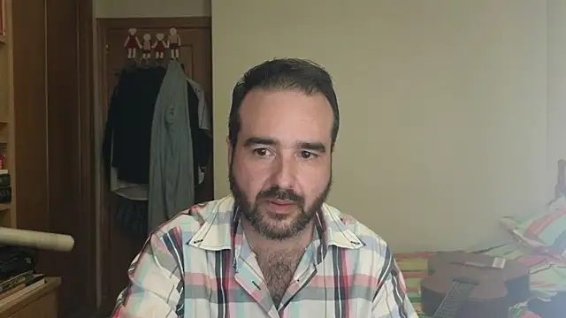 curiosillo83 online show from October 2025 08:41:01 PM