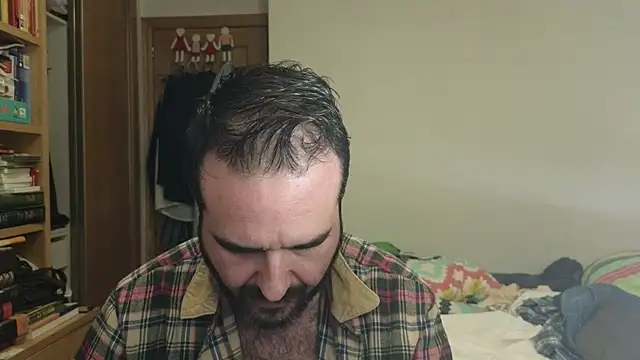 curiosillo83 online show from November 2025 02:32:01 PM