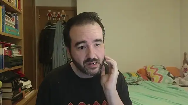 Snapshot of curiosillo83 chatting on June 2026 07:52:01 AM curiosillo83 online show from June 2026 07:52:01 AM