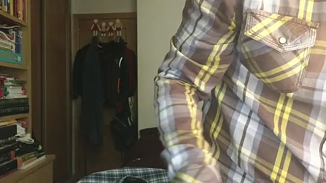 curiosillo83 online show from March 2026 04:12:01 PM