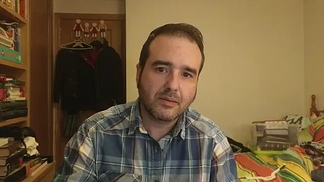 curiosillo83 online show from May 2026 02:11:02 PM