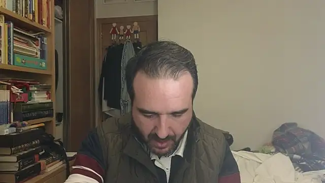 curiosillo83 online show from December 2025 07:24:01 PM