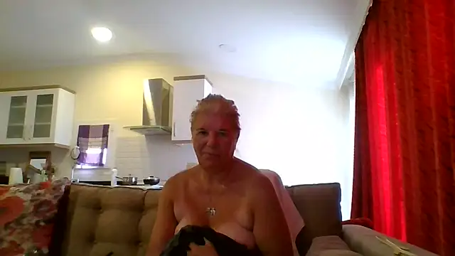 TrustfulVampire1 online show from September 2025 04:52:01 AM