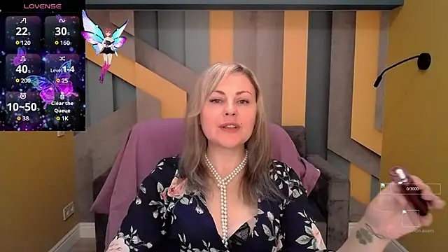 Snapshot of Candy_Long chatting on October 2025 06:36:01 AM Candy Long online show from October 2025 06:36:01 AM