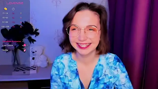 KindHazelHere  online show from December 2025 10:52:02 AM