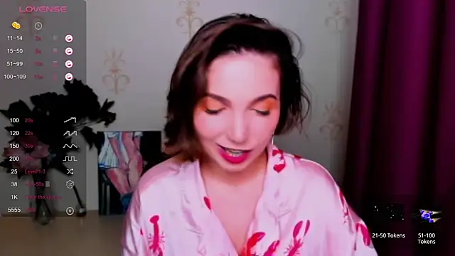 KindHazelHere  online show from October 2025 12:17:02 PM
