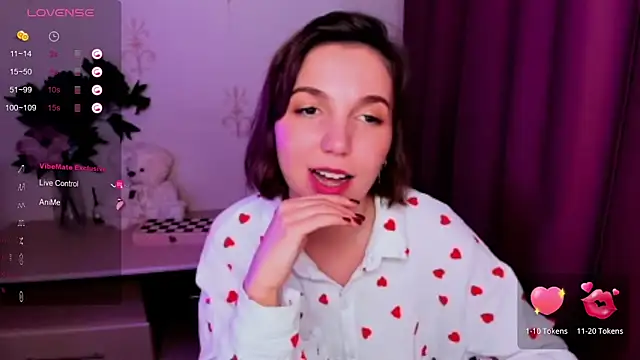 KindHazelHere  online show from November 2025 10:19:02 AM