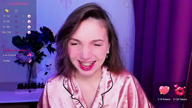 KindHazelHere  online show from February 2026 08:50:02 PM