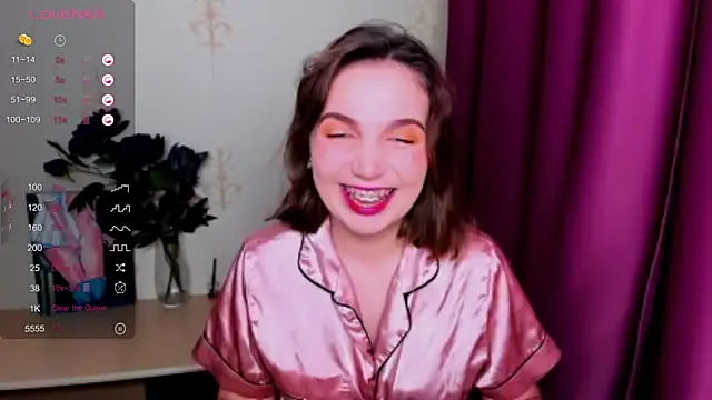 KindHazelHere  online show from September 2025 05:24:01 PM