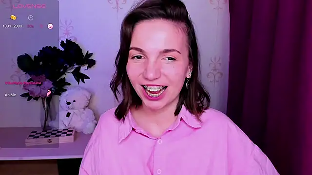 KindHazelHere  online show from April 2026 06:21:02 AM