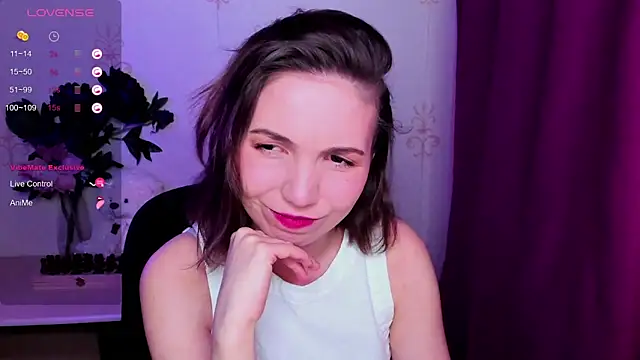 KindHazelHere  online show from March 2026 11:11:02 PM