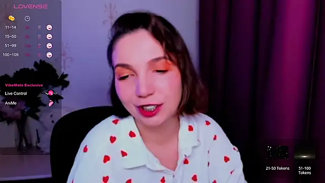 KindHazelHere  online show from November 2025 12:22:01 AM