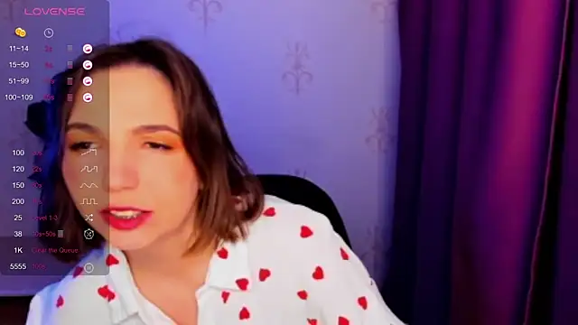 KindHazelHere  online show from January 2026 07:09:01 PM