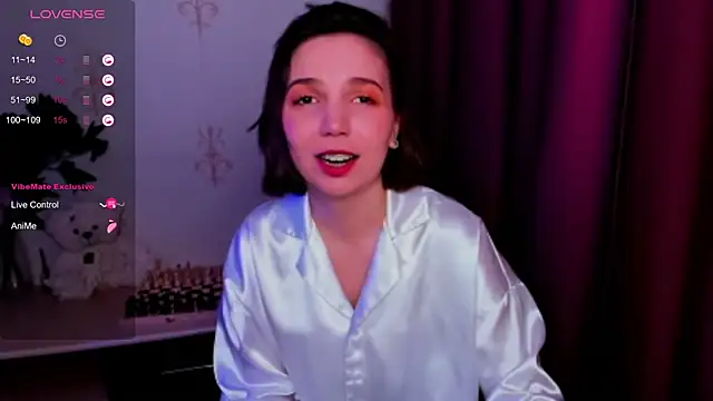 KindHazelHere  online show from November 2025 05:14:02 PM