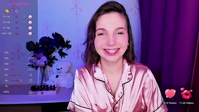 KindHazelHere  online show from February 2026 08:10:02 AM