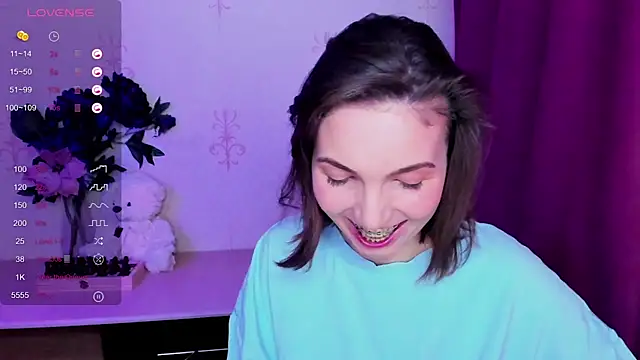 KindHazelHere  online show from March 2026 08:22:03 AM