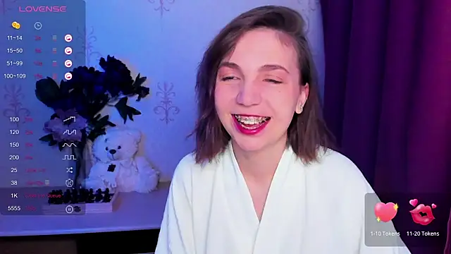 KindHazelHere  online show from February 2026 09:36:01 PM